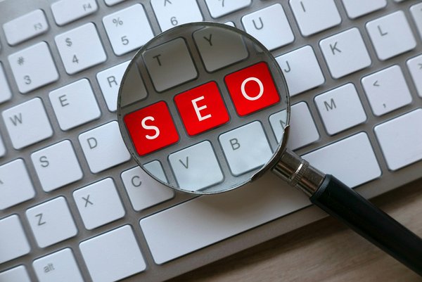 Avis linkuma : boostez votre seo à moindres frais !